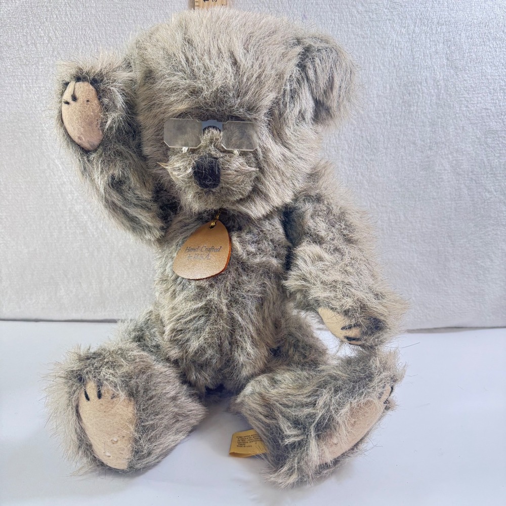 Vintage 1983 Elegante by Dakin Danna McCallum Grey Plush Bear Glasses USA Made‎